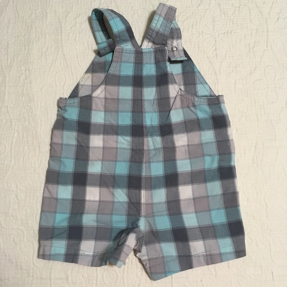 6m (4/$20) Assorted Shorts - Plaid, Stretch, & Overall - Picture 3 of 11